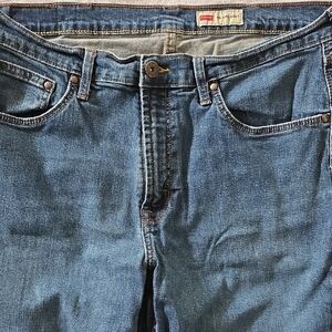 Wrangler Men's Relaxed Fit Blue Jeans